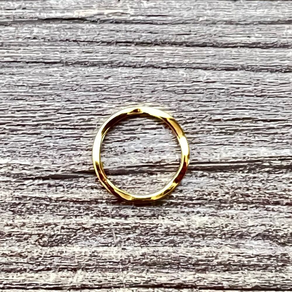 NEW 18K yellow gold pl waves asymmetrical thin band stacking ring jewelry B29A - Picture 3 of 4